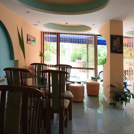 R&g Szálloda Neszebar