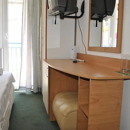 Szálloda R&g Neszebar